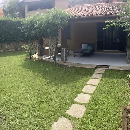 Holiday home Viviano Iun R6461 *